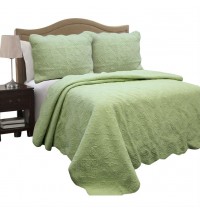 Full Queen Green Cotton Quilt Bedspread with Scalloped Borders